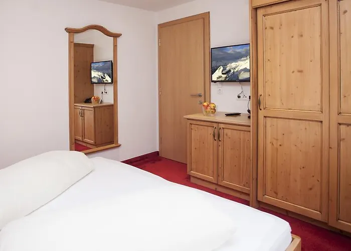 Davo Lais אישגל