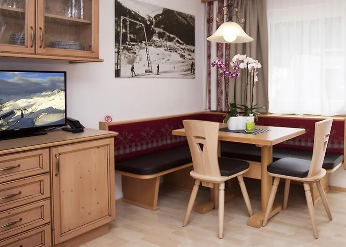 Davo Lais * אישגל