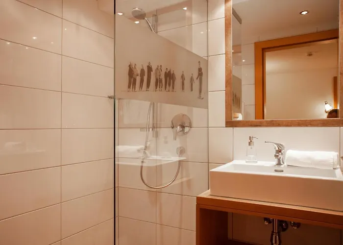 Davo Lais אישגל